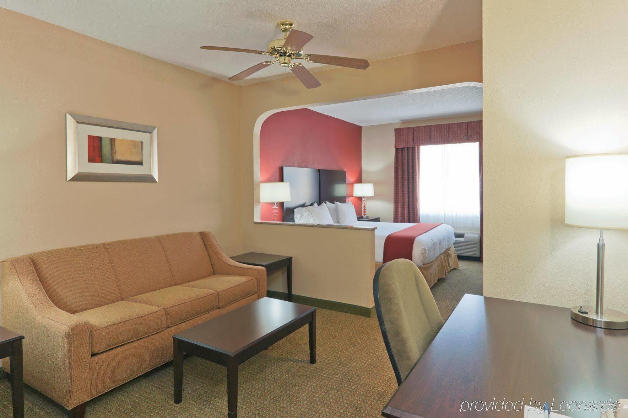 Holiday Inn Express & Suites - Oxford By Ihg Quarto foto